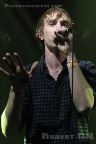 BEN MAZUE - 2011-12-14 - PARIS - La Fleche d'Or - 